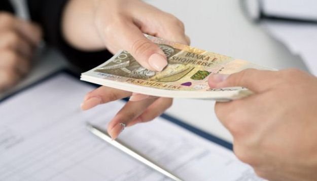 INSTAT: Paga mesatare zbret në 82 mijë lekë në tremujorin e parë
